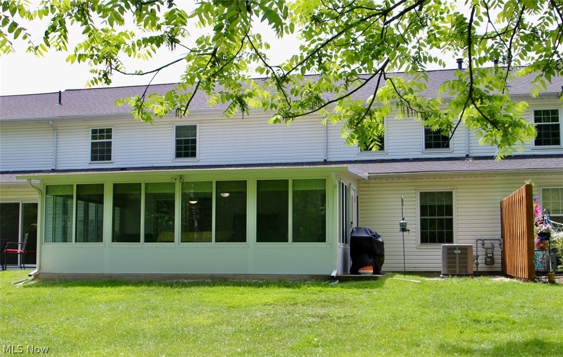 37575 Ocean Reef Willoughby OH 44094