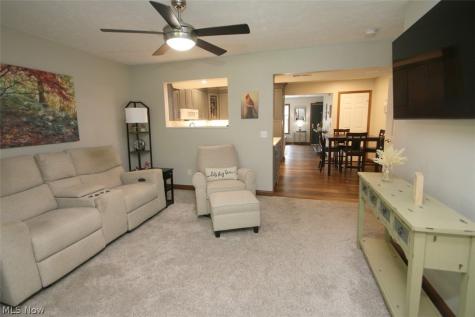 37575 Ocean Reef Willoughby OH 44094