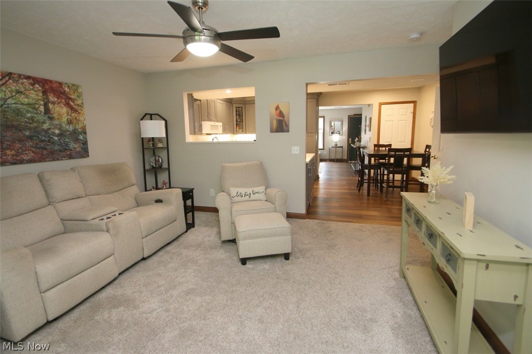 37575 Ocean Reef Willoughby OH 44094