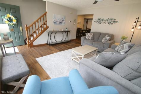 37575 Ocean Reef Willoughby OH 44094