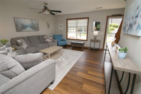 37575 Ocean Reef Willoughby OH 44094