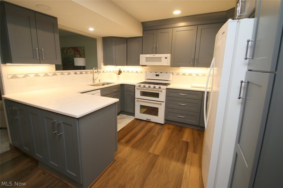 37575 Ocean Reef Willoughby OH 44094