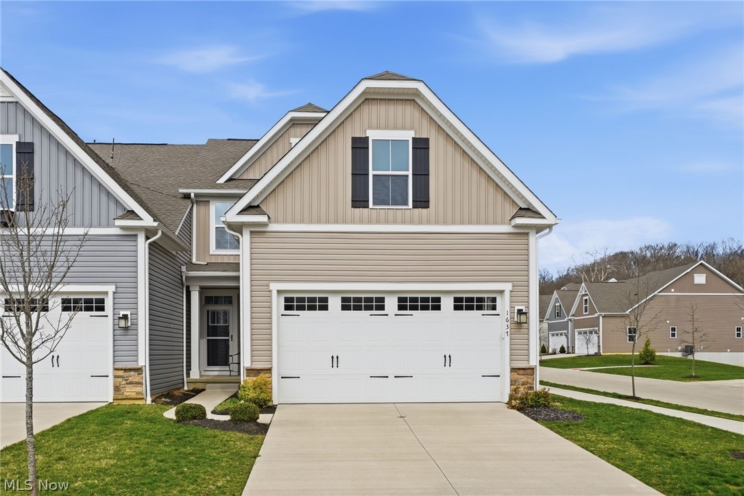 1637 Mud Brook Lane Akron OH 44313
