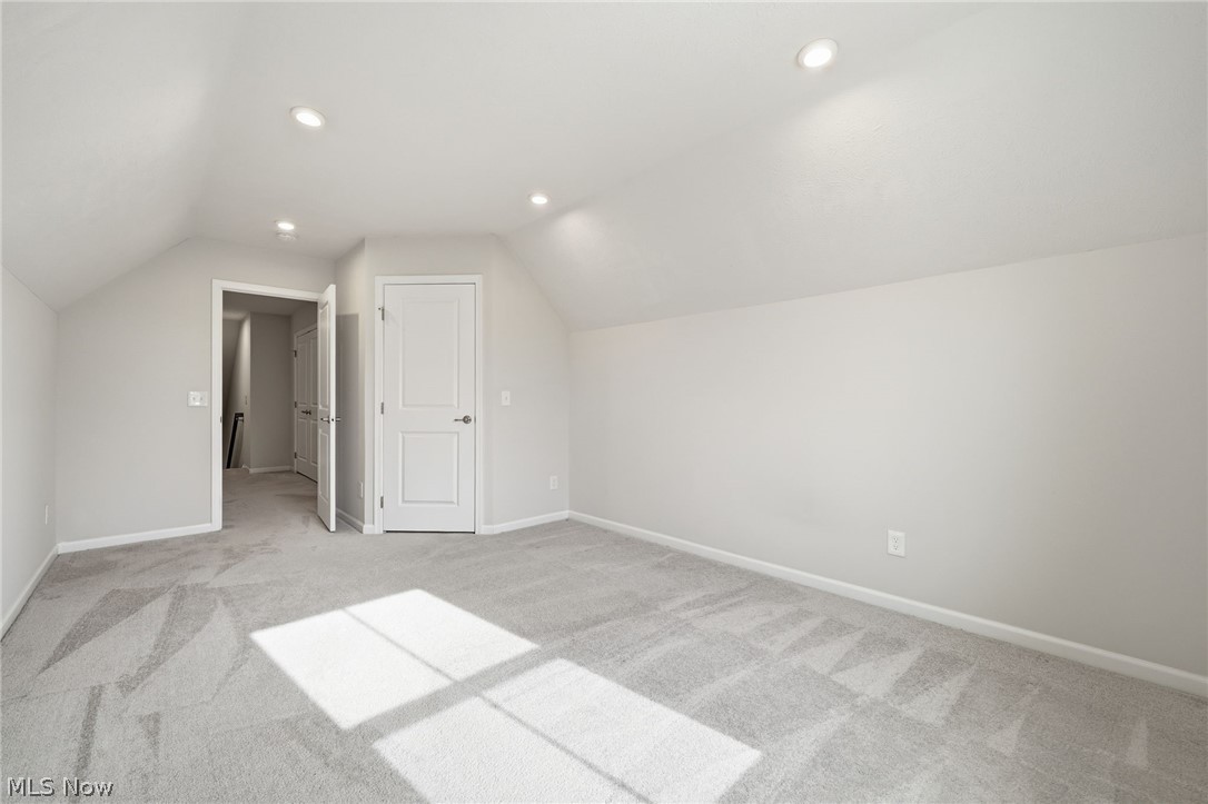 1637 Mud Brook Lane Akron OH 44313