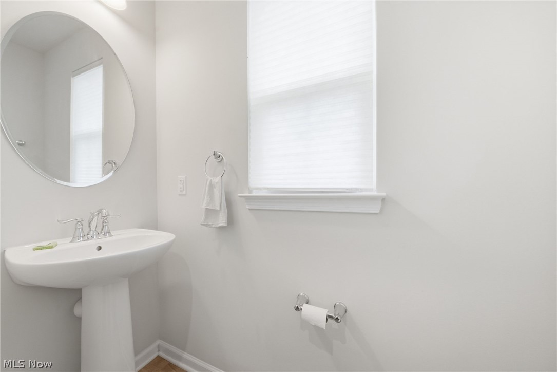 1637 Mud Brook Lane Akron OH 44313