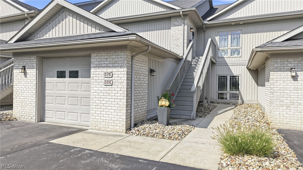 568 Lakeview Boulevard Lake Milton OH 44429
