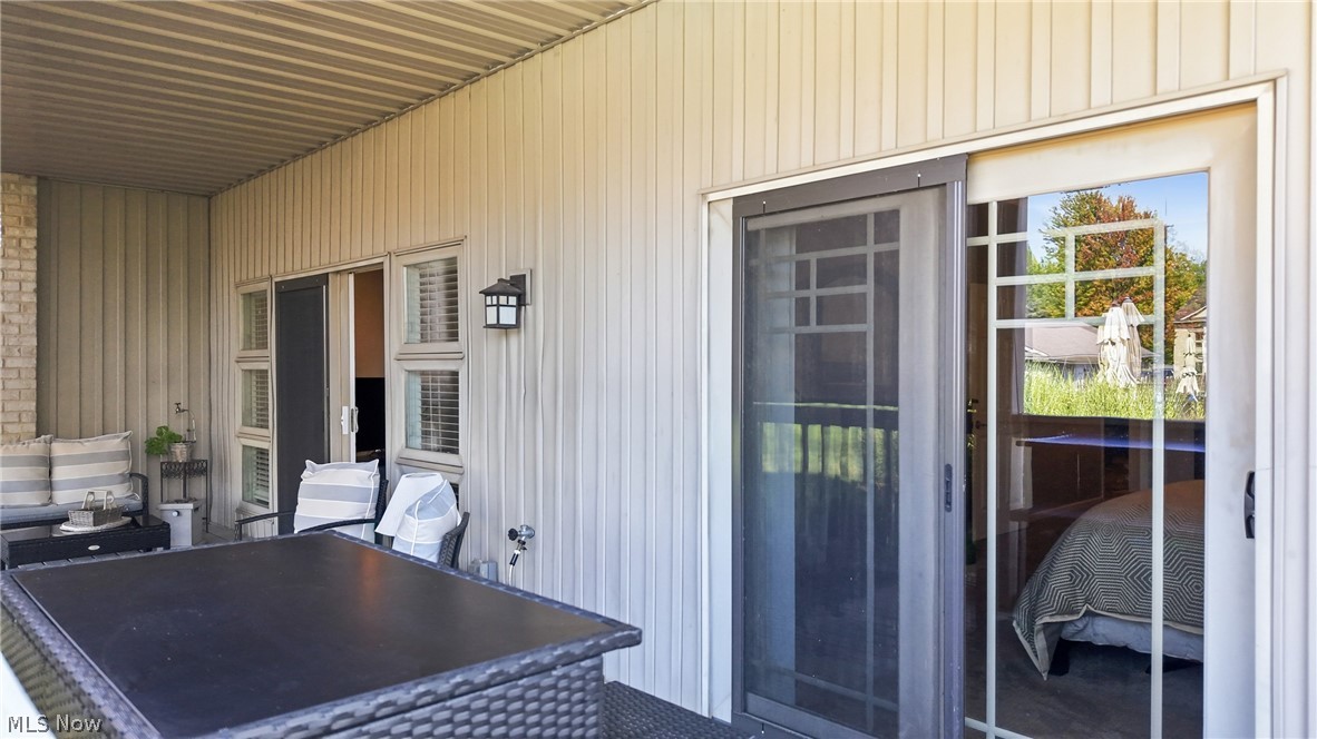 568 Lakeview Boulevard Lake Milton OH 44429