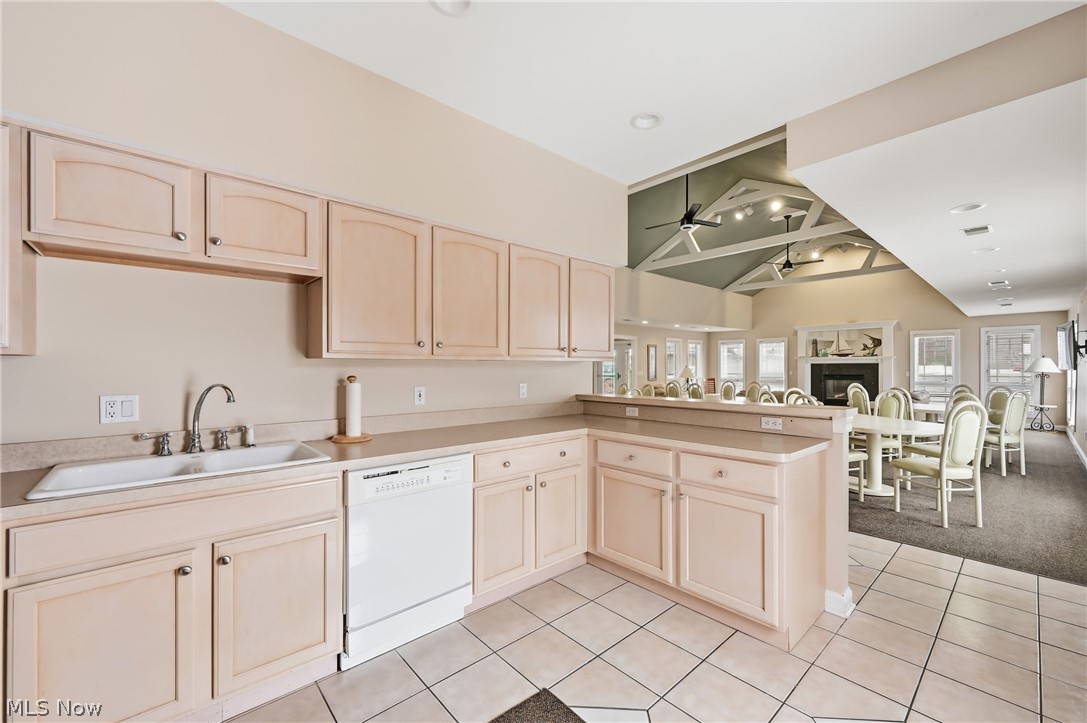 568 Lakeview Boulevard Lake Milton OH 44429