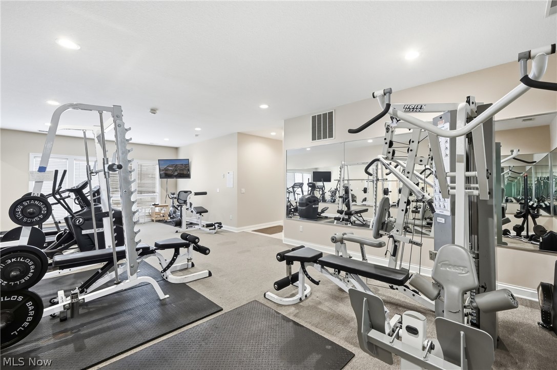 568 Lakeview Boulevard Lake Milton OH 44429