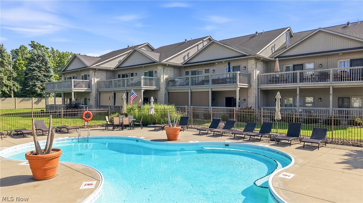 568 Lakeview Boulevard Lake Milton OH 44429