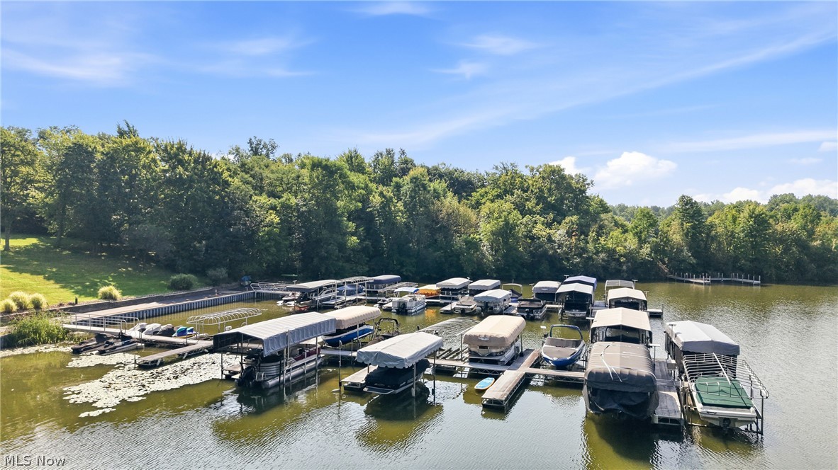 568 Lakeview Boulevard Lake Milton OH 44429