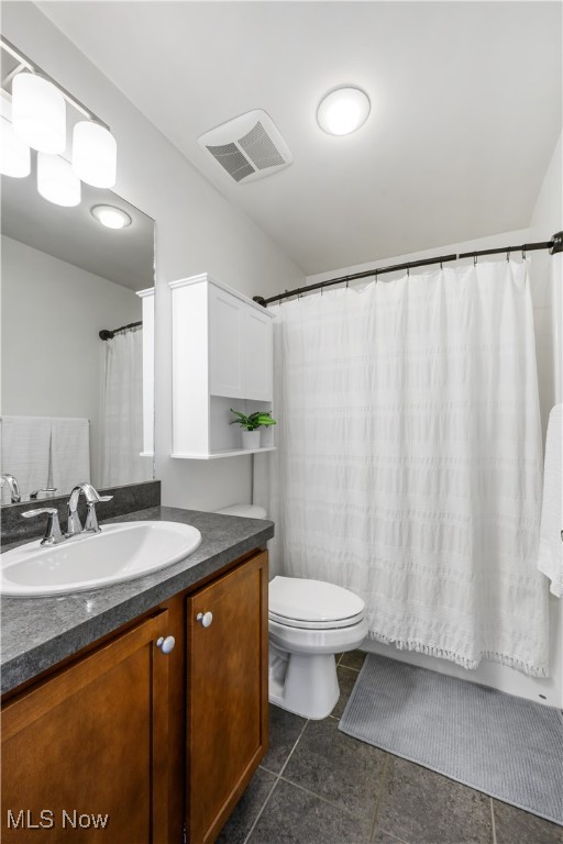 1257 W 74th Street Cleveland OH 44102