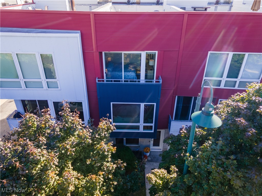 1257 W 74th Street Cleveland OH 44102