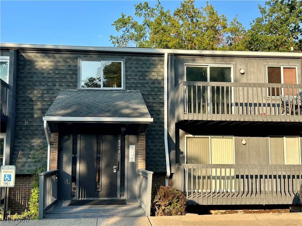 6215 Hidden Creek Drive Lorain OH 44053