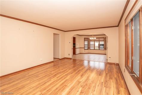 60 Picadilly Court Kent OH 44240