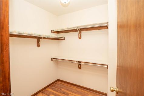 60 Picadilly Court Kent OH 44240