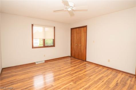 60 Picadilly Court Kent OH 44240