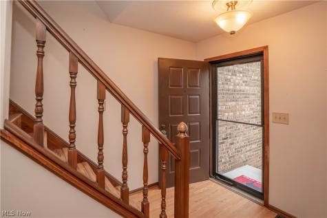 60 Picadilly Court Kent OH 44240