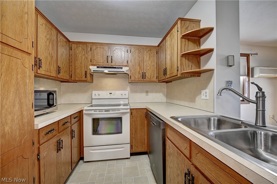 5520 S Market Street Millersburg OH 44610