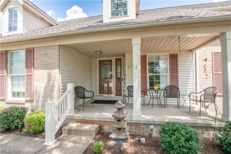 1643 Southpointe Circle NE Canton OH 44714