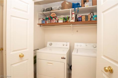 1643 Southpointe Circle NE Canton OH 44714