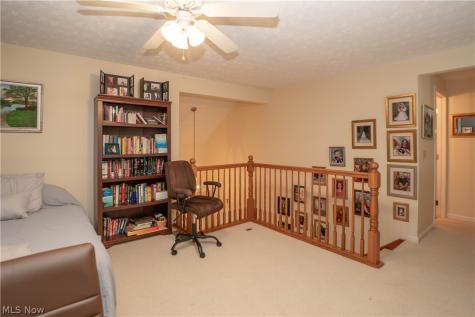 1643 Southpointe Circle NE Canton OH 44714