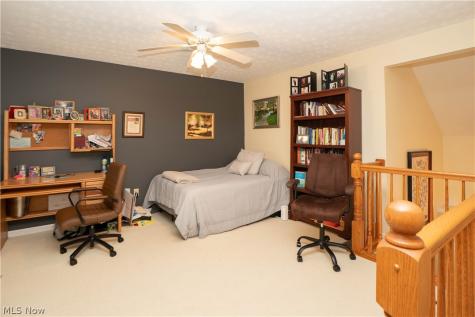 1643 Southpointe Circle NE Canton OH 44714