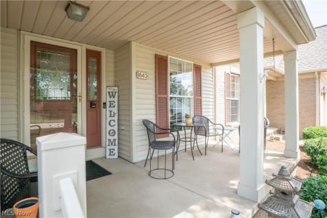 1643 Southpointe Circle NE Canton OH 44714