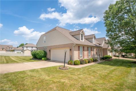 1643 Southpointe Circle NE Canton OH 44714