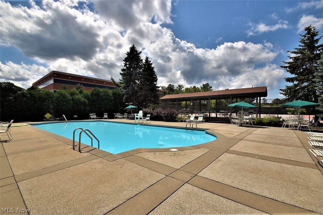200 Fox Hollow Drive Mayfield Heights OH 44124