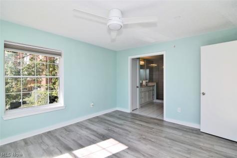 200 Fox Hollow Drive Mayfield Heights OH 44124