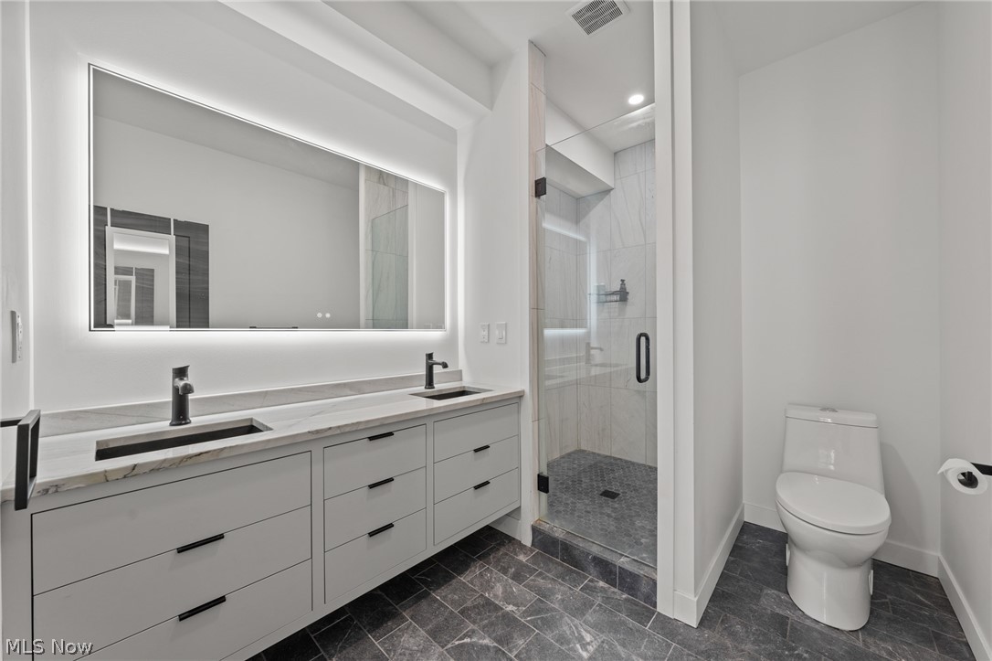 3111 Vine Court Cleveland OH 44113