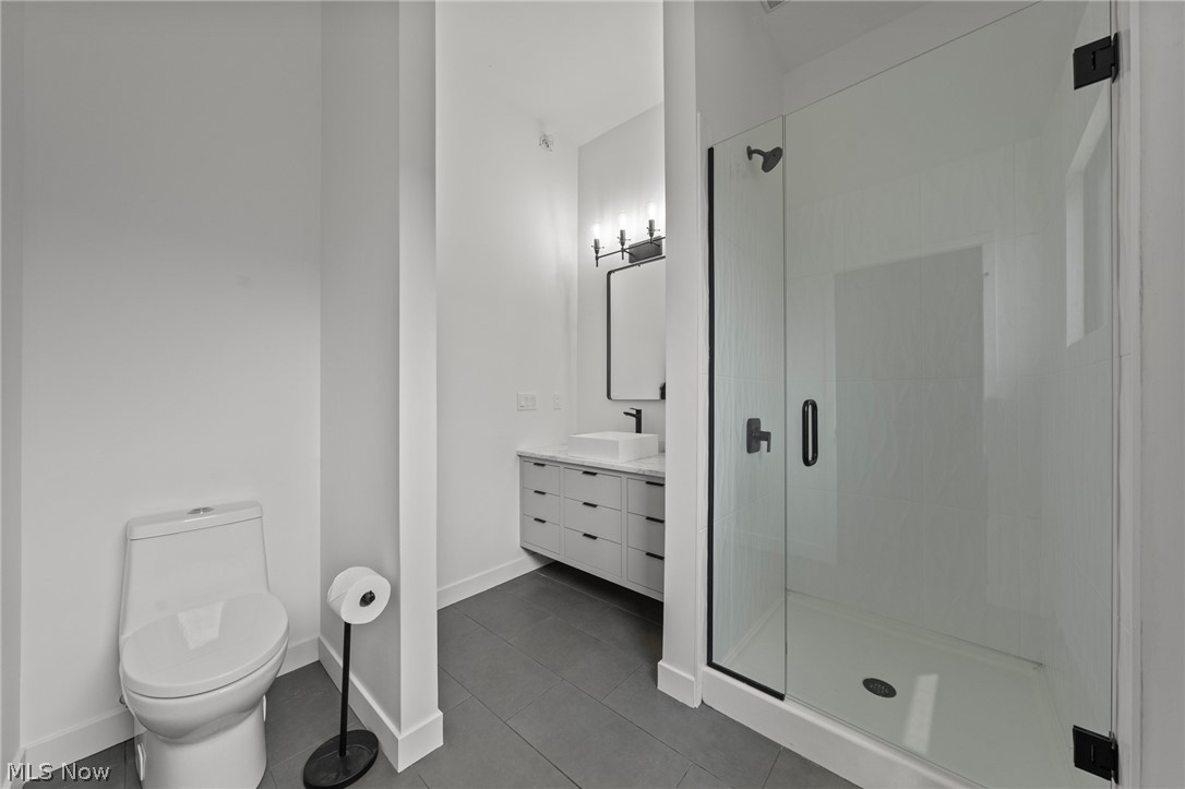 3111 Vine Court Cleveland OH 44113
