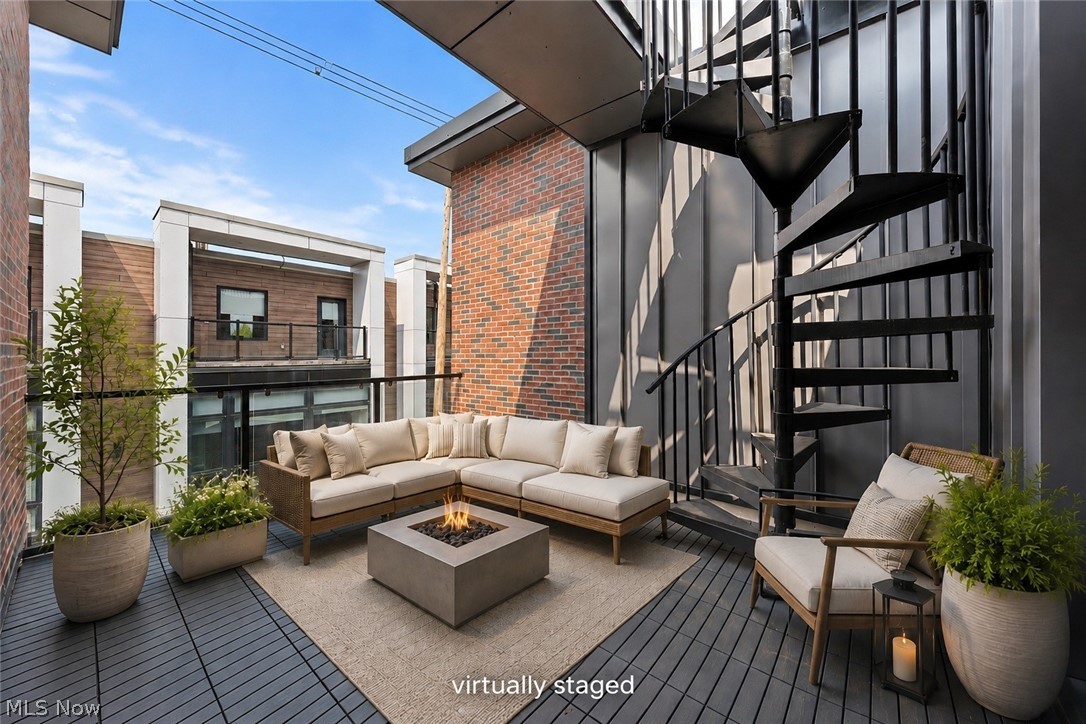 3111 Vine Court Cleveland OH 44113