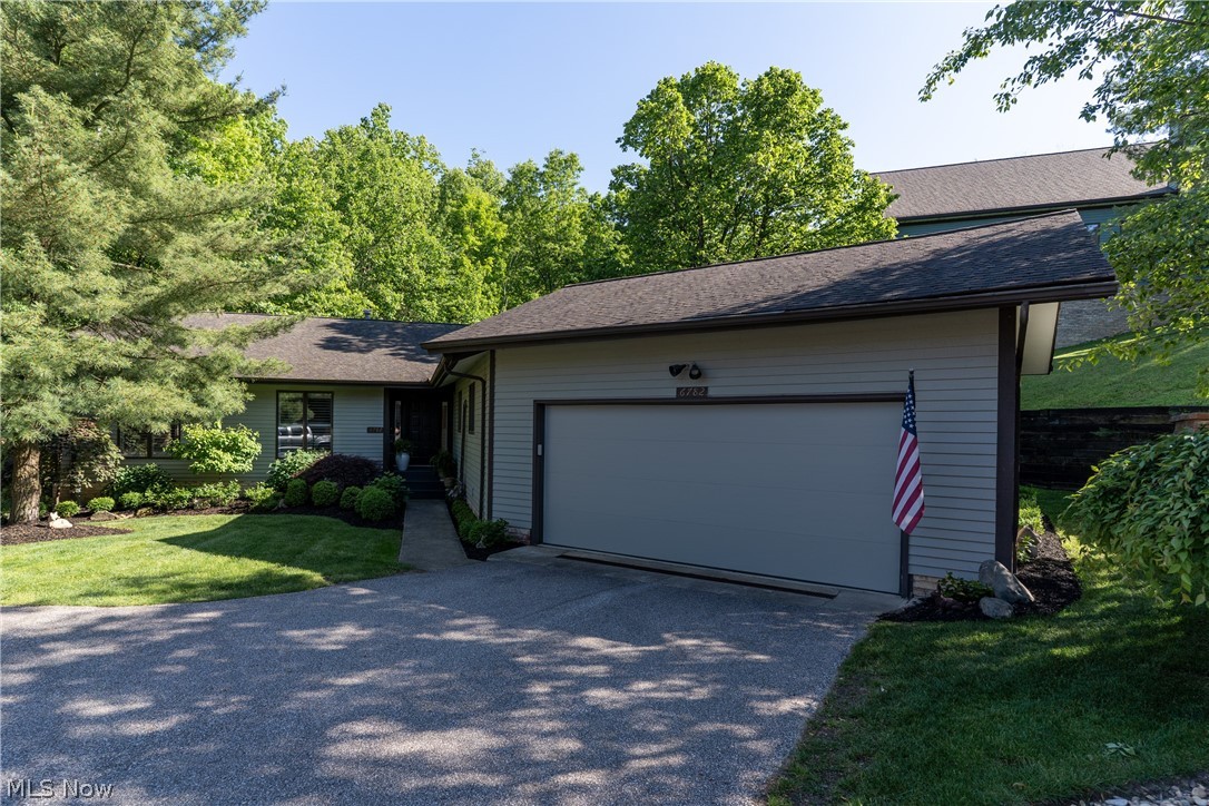 6782 Windward Hills Drive Brecksville OH 44141