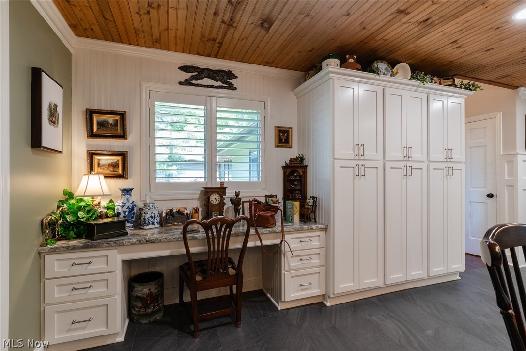 6782 Windward Hills Drive Brecksville OH 44141
