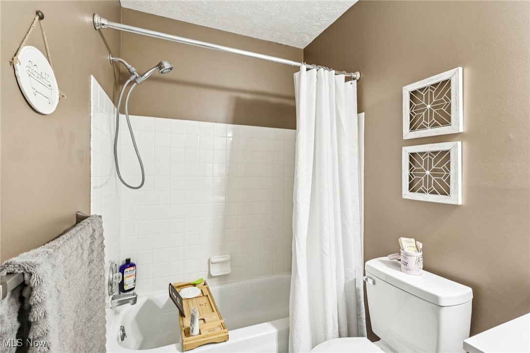 2880 N Bay Drive Westlake OH 44145