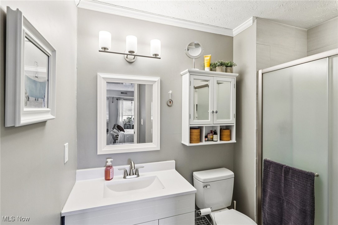 2880 N Bay Drive Westlake OH 44145