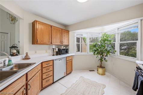 1006 Powers Avenue Youngstown OH 44505