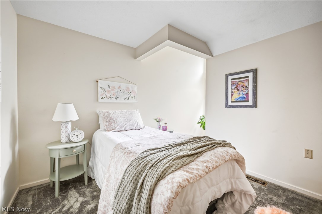 1006 Powers Avenue Youngstown OH 44505