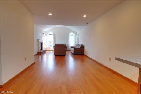 4501 Hunters Chase Lane Wooster OH 44691