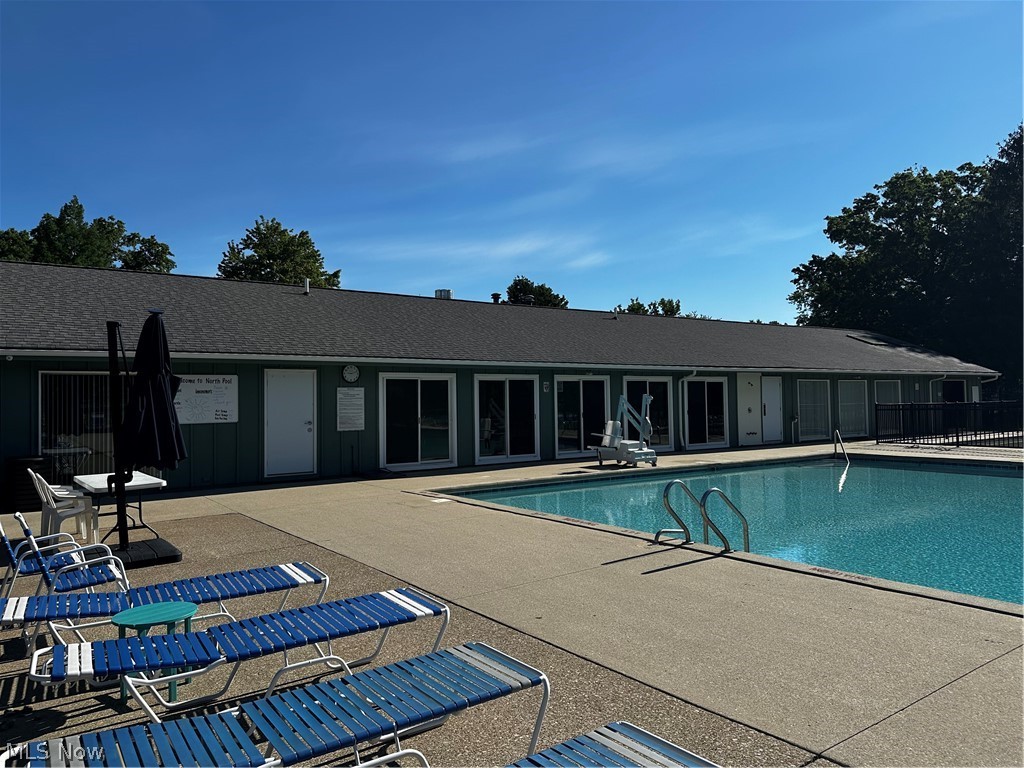 4842 Red Pine Way North Ridgeville OH 44039