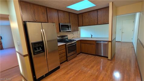 4842 Red Pine Way North Ridgeville OH 44039