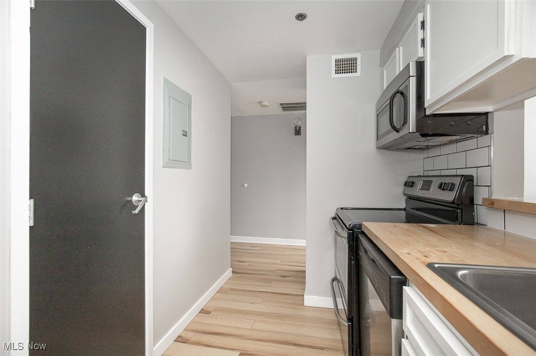 1133 W 9th Street Cleveland OH 44113