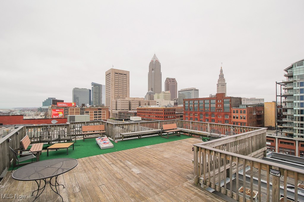 1133 W 9th Street Cleveland OH 44113
