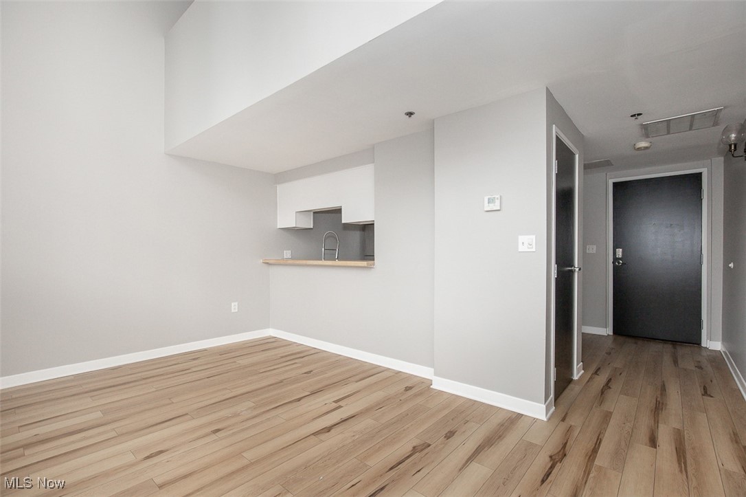 1133 W 9th Street Cleveland OH 44113