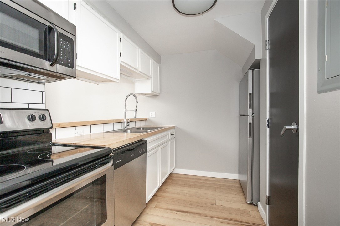 1133 W 9th Street Cleveland OH 44113