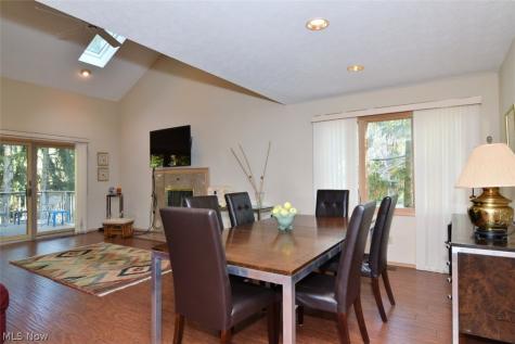 16 Chelsea Court Beachwood OH 44122