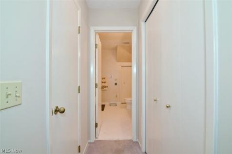 16 Chelsea Court Beachwood OH 44122