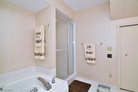 16 Chelsea Court Beachwood OH 44122